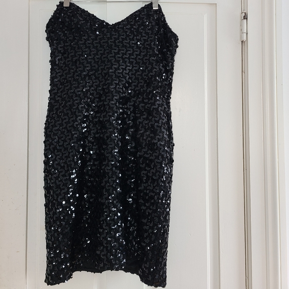 VINTAGE - STRAPLESS SEQUIN DRESS - Picture 2 of 5
